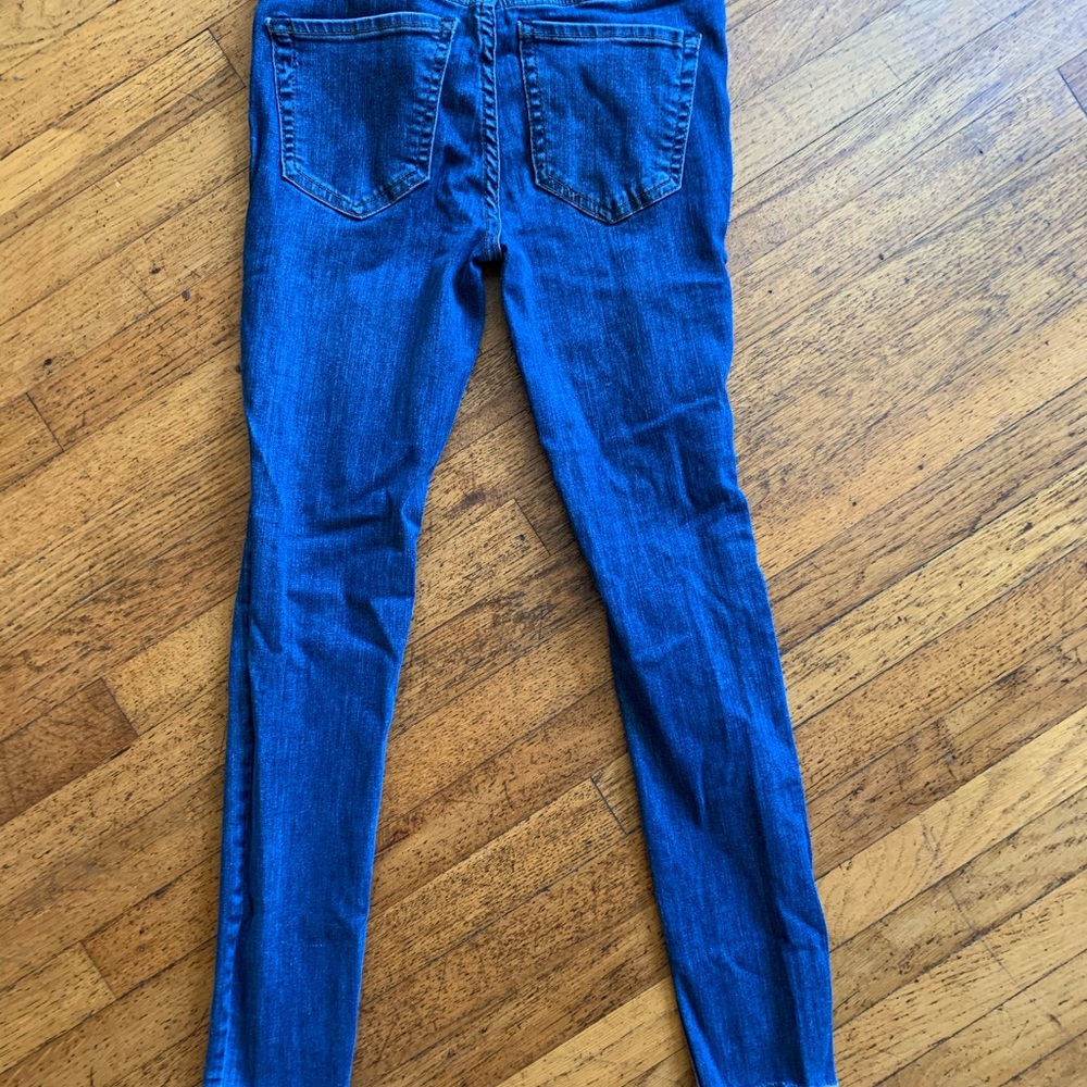 Free People Destroyed Reagan Skinny Jeans Size 26